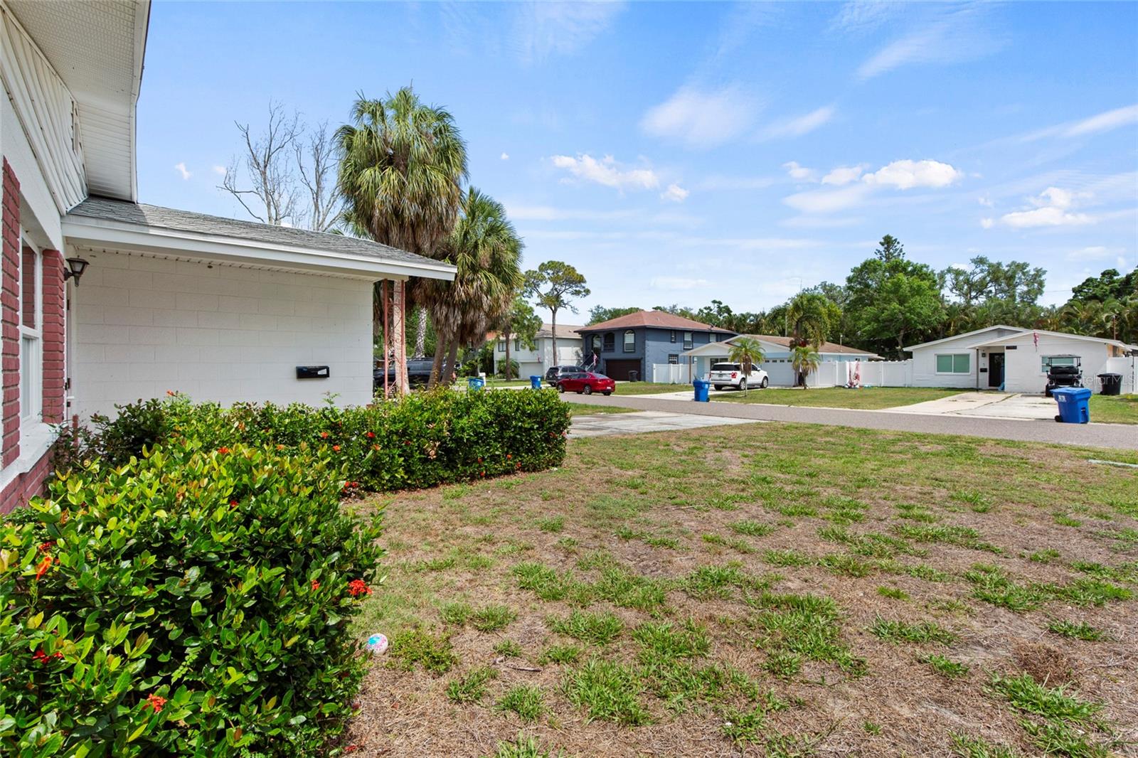 SHOREACRES CENTER - Residential