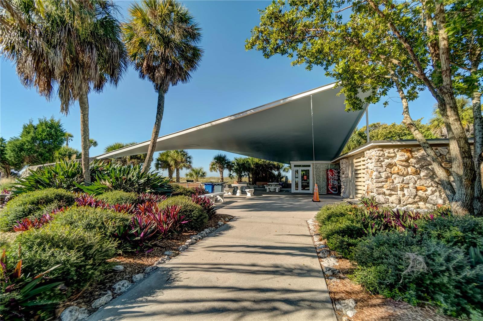 CURRY COVE - Residential