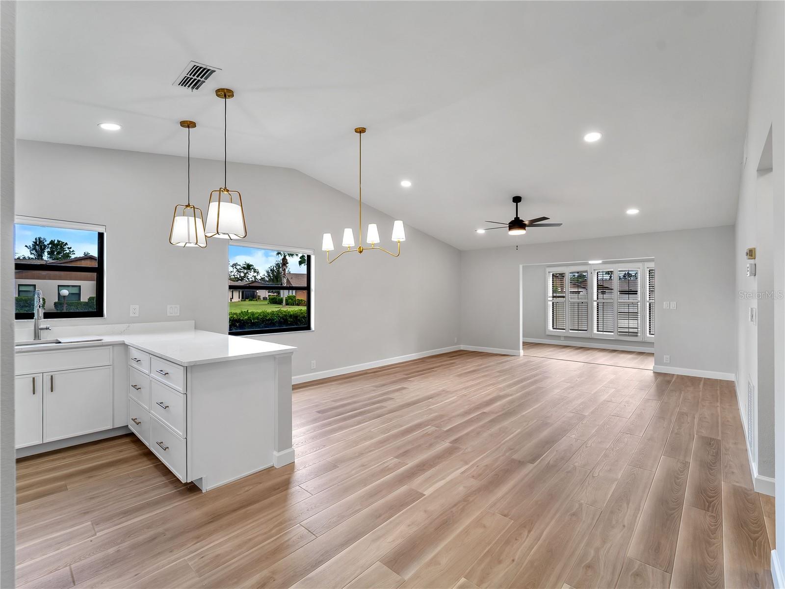CURRY COVE - Residential