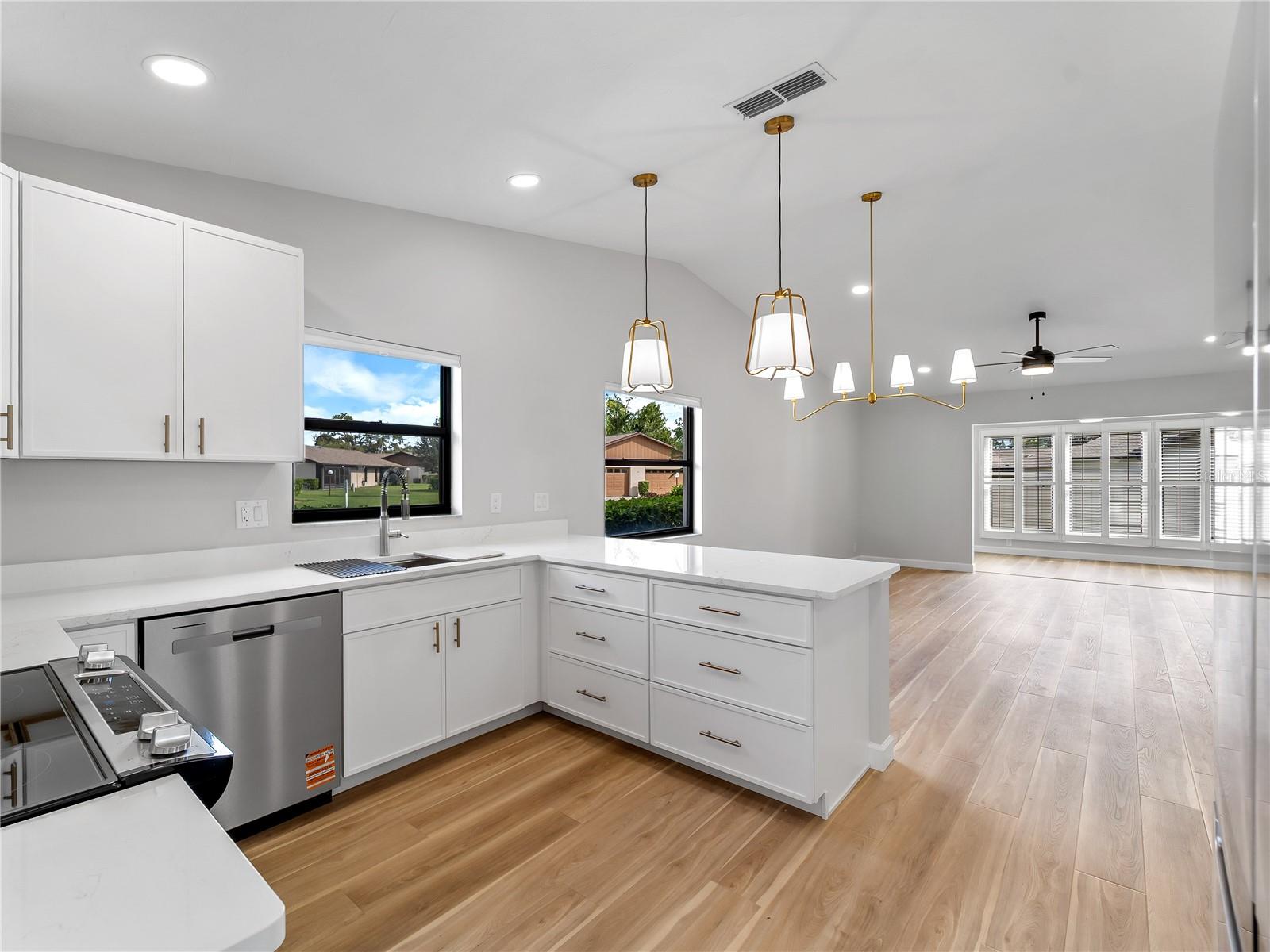 CURRY COVE - Residential