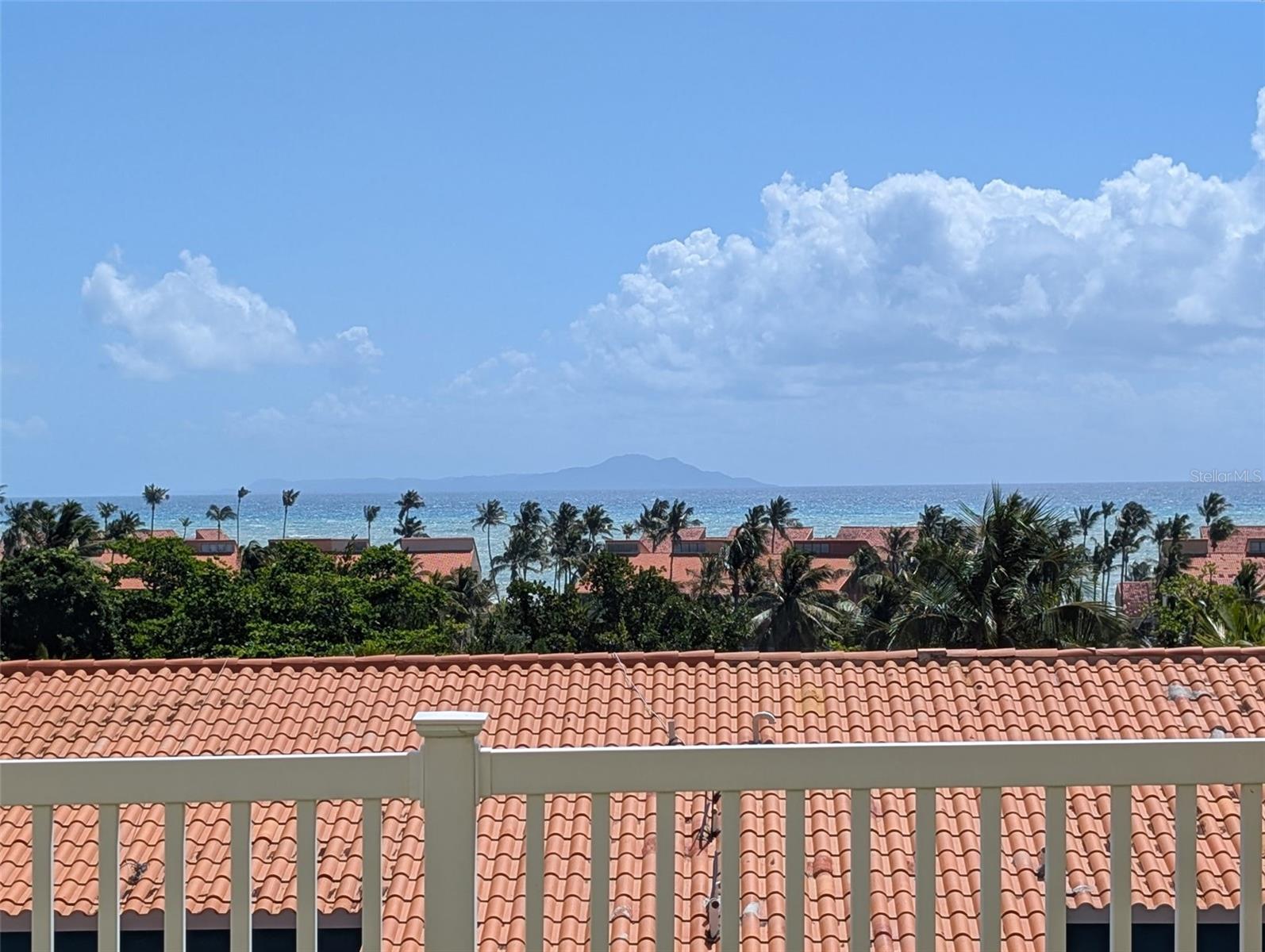 Palmas Del Mar is a luxurious resort community, offering a variety of amenities including golf courses, a beach club, a marina, and a convention center. It's a popular destination for residents and visitors looking for a relaxing and upscale lifestyle with stunning natural surroundings.
Palmas del Mar is a premier resort community located in Humacao, on Puerto Rico’s southeastern coast. Spanning approximately 2,750 acres, it offers a blend of luxury residences, recreational facilities, and natural beauty. Residents and visitors enjoy access to two championship golf courses, a full-service marina, tennis courts, an equestrian center, and a variety of dining options. The community also features a school, The Palmas Academy, and is adjacent to the Palmas del Mar Tropical Forest, a protected area known for its diverse flora and fauna .
- Rent price: $2,300 monthly
- 1250 Sqft
- Garden unit at a Walk-Up complex
- 3 bedrooms | 3 full bathrooms
- Furnished and fully equipped
- Big & private patio with ocean views
- 2 Reserved parking spaces + space for golf cart
- Gated community with intercom & part-time security guard
- Swimming pool, gazebo, playground, & gym with sauna and showers
- Utilities not included
- Pets are not allowed