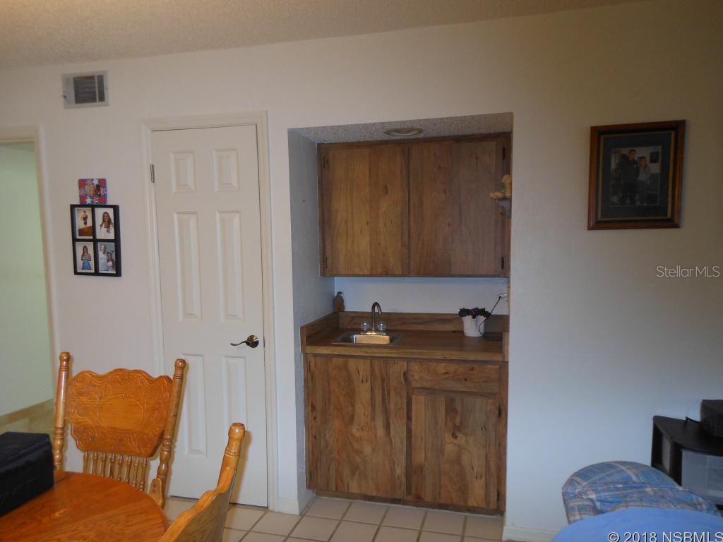 Windemere Shores Condo - Residential