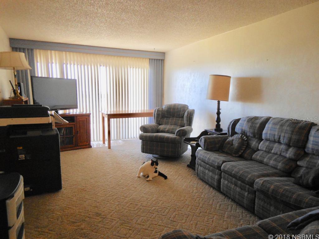 Windemere Shores Condo - Residential
