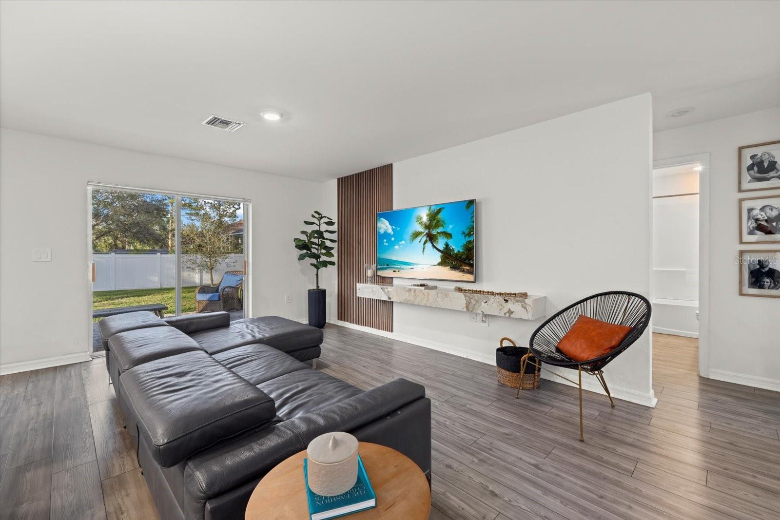 3266 LANAI AVENUE
