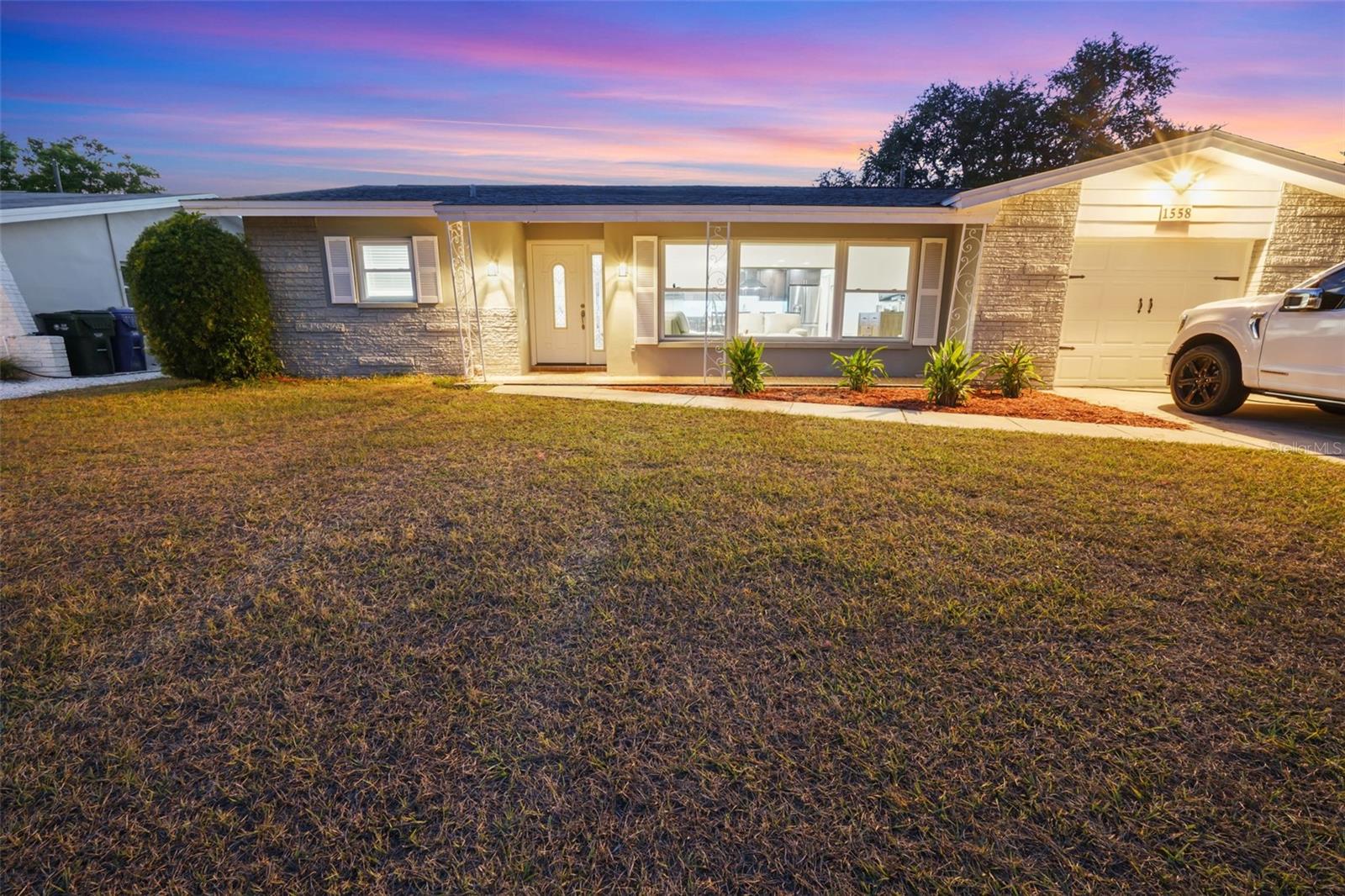 BELLEAIR PARK ESTATES - Residential