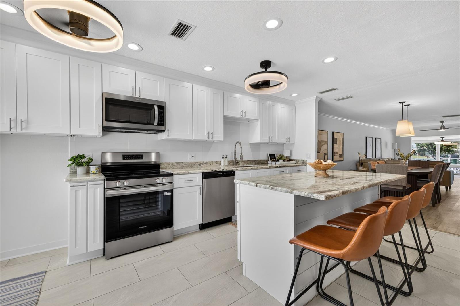 BOCA CIEGA POINT EAST - Residential