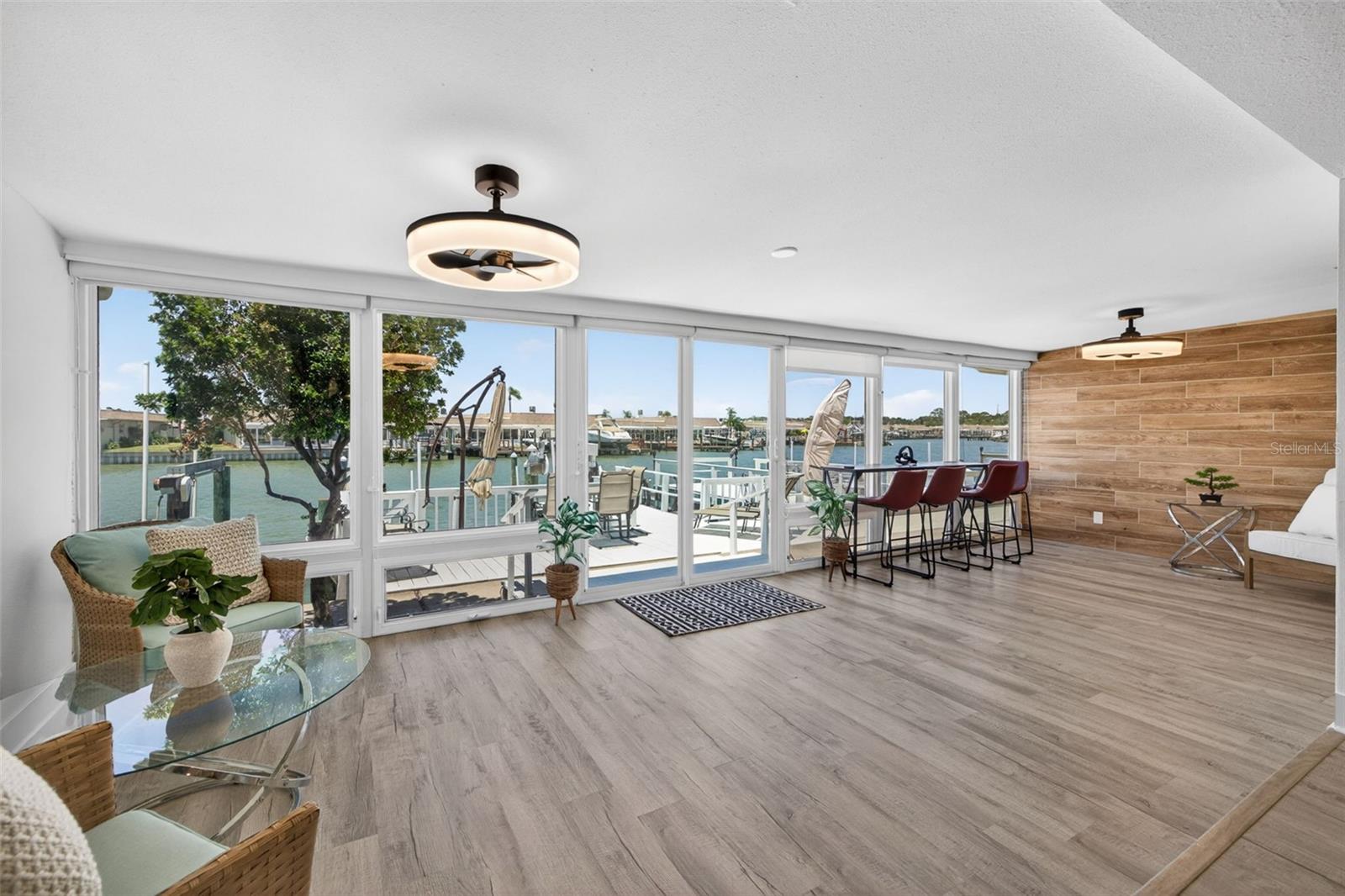 BOCA CIEGA POINT EAST - Residential
