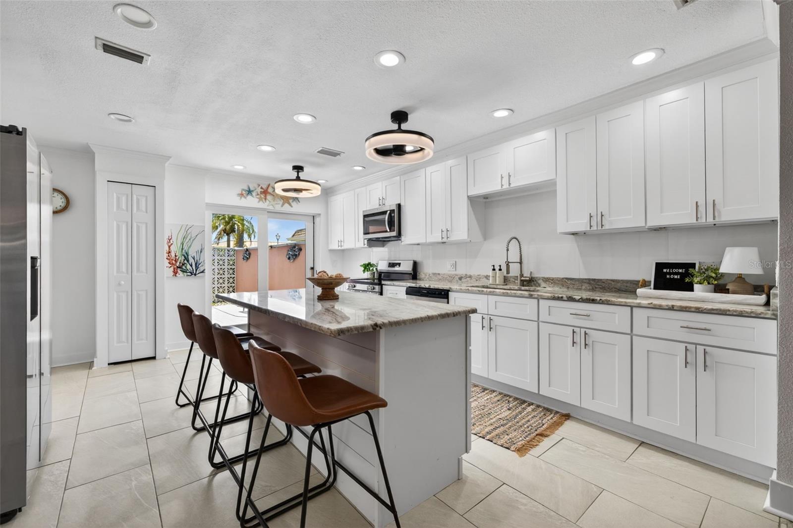 BOCA CIEGA POINT EAST - Residential