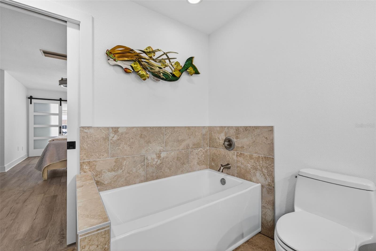 BOCA CIEGA POINT EAST - Residential