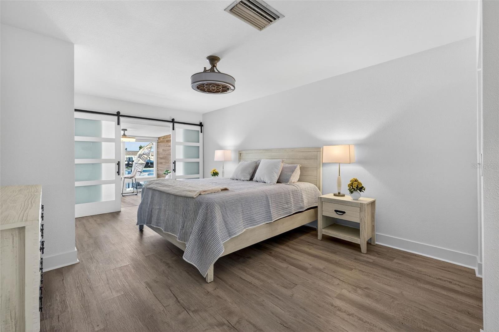 BOCA CIEGA POINT EAST - Residential