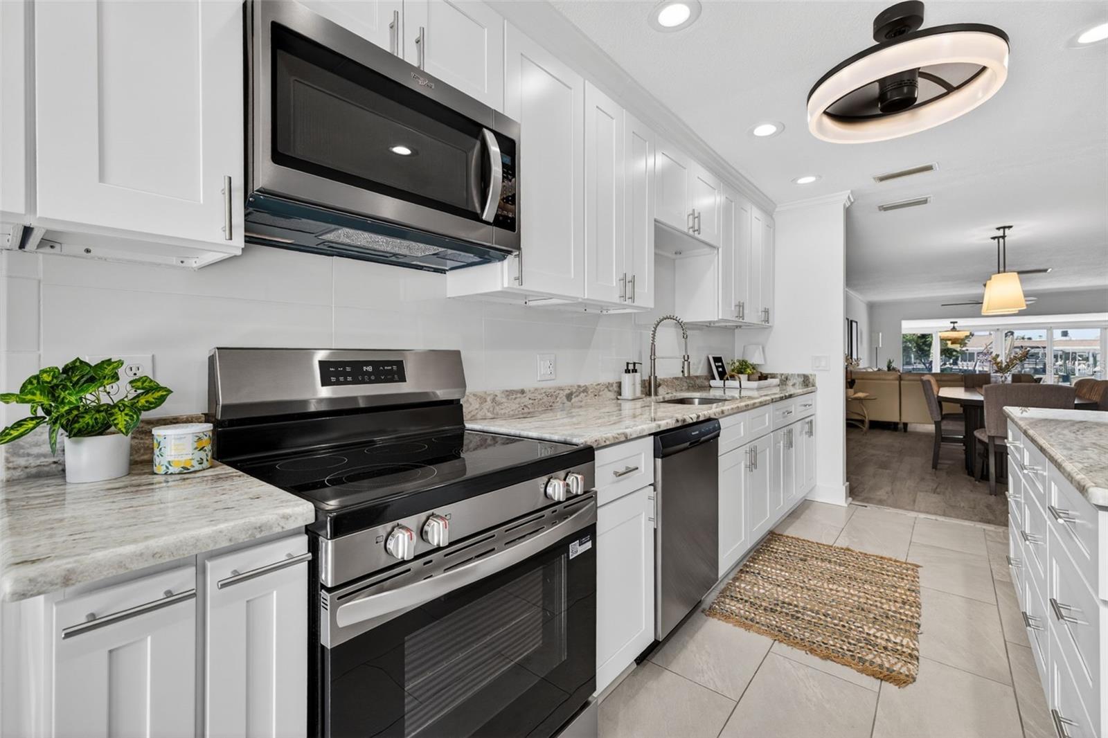BOCA CIEGA POINT EAST - Residential