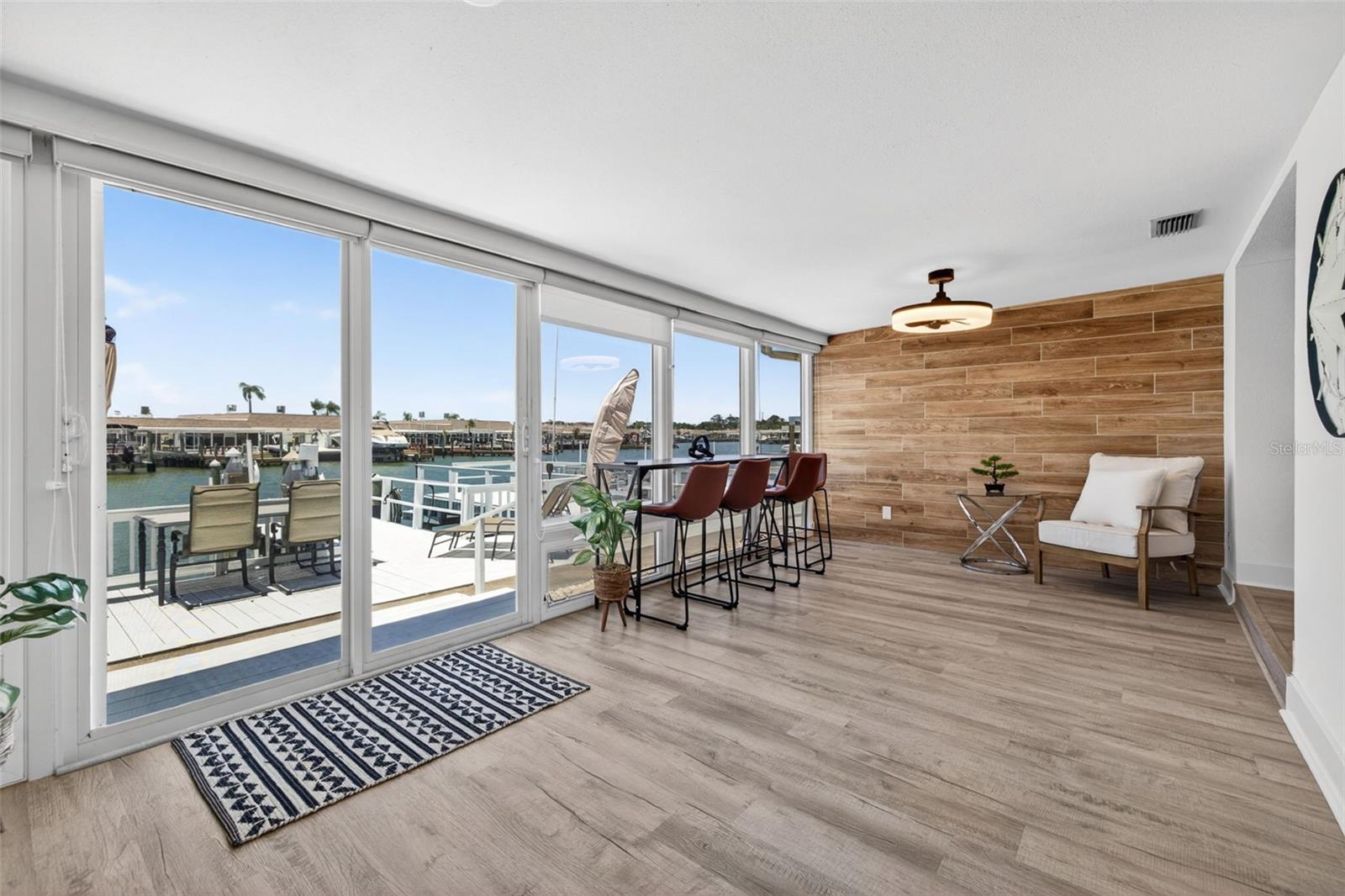 BOCA CIEGA POINT EAST - Residential