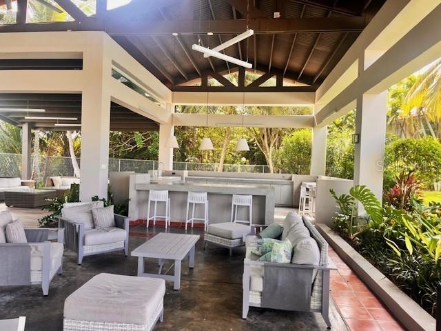 LAKE SIDE VILLAS - Residential