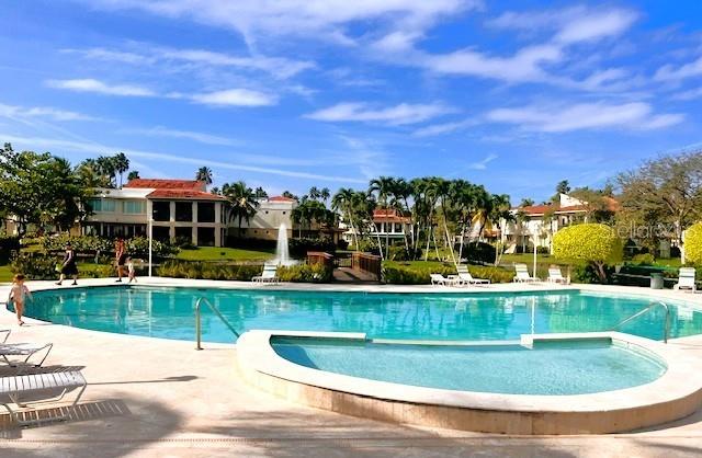 LAKE SIDE VILLAS - Residential