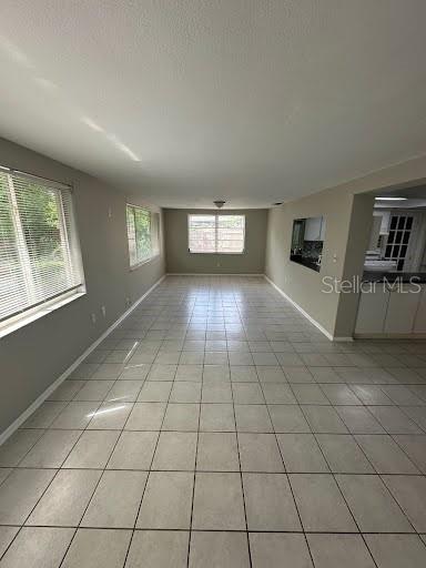 BEACON SQUARE - Residential Lease
