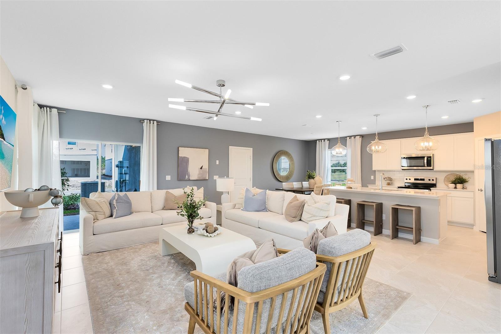 PARKSIDE TRAILS - Residential