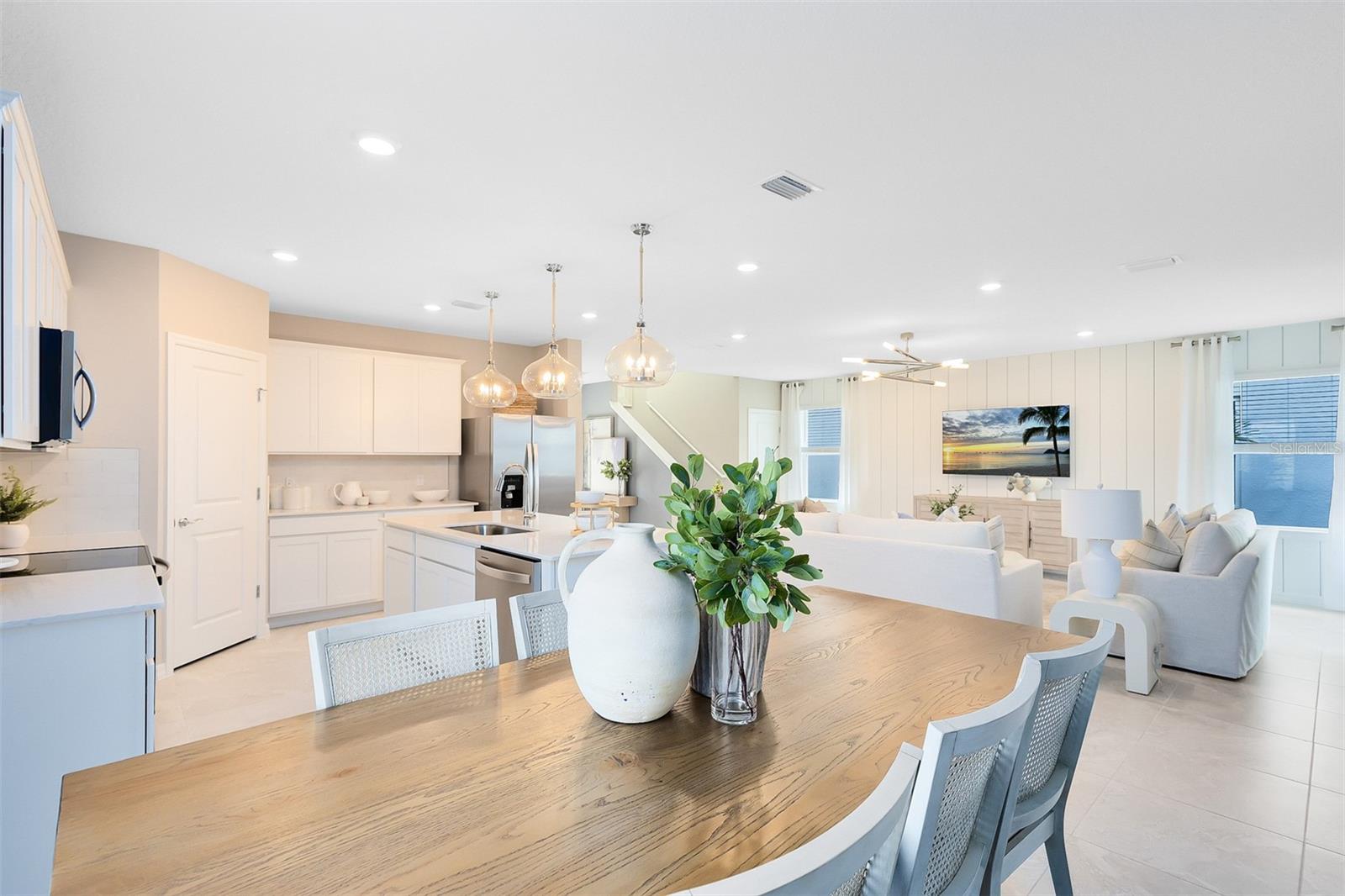 PARKSIDE TRAILS - Residential