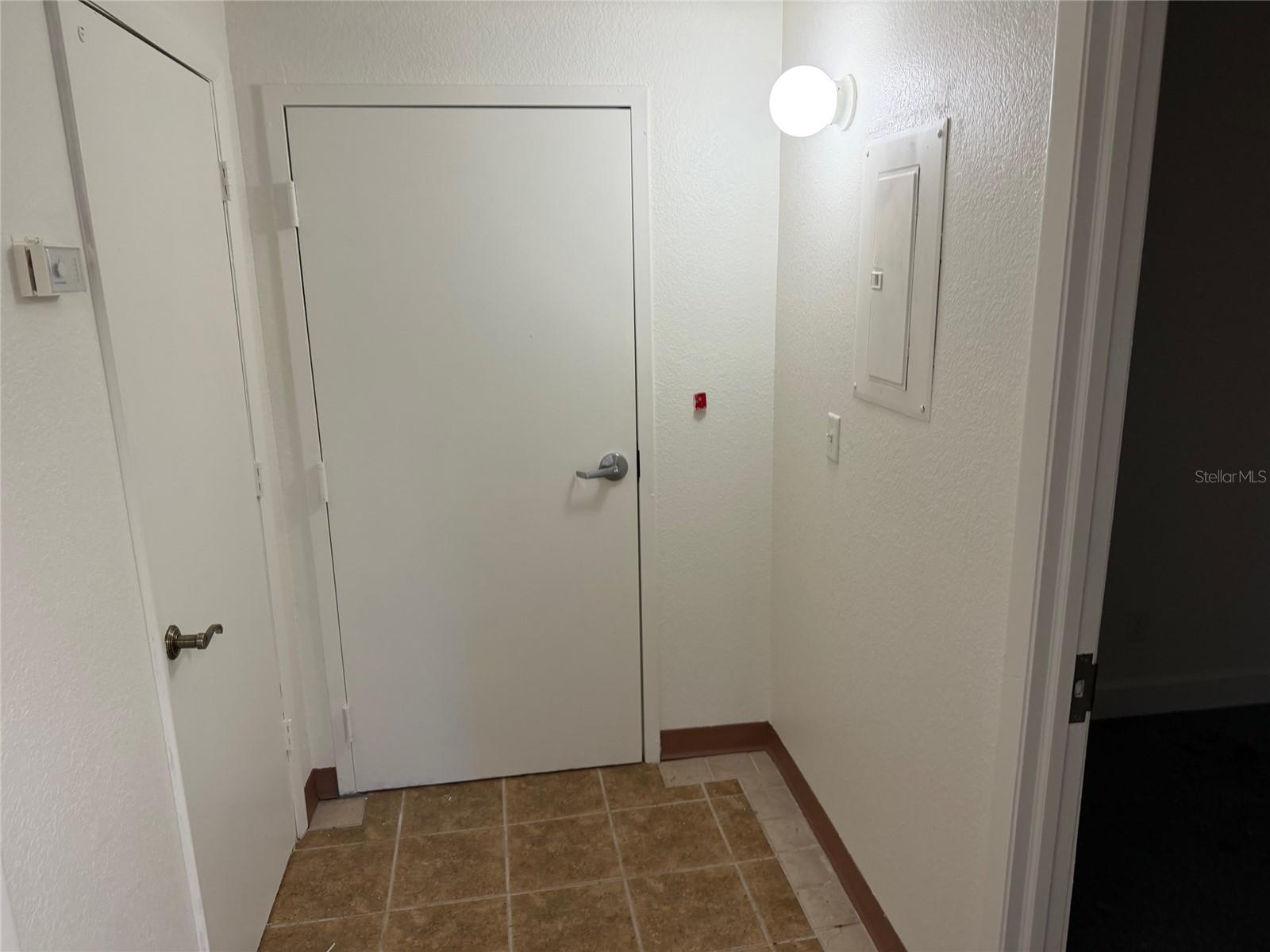 SWEAT THOMAS SUB - Commercial Lease