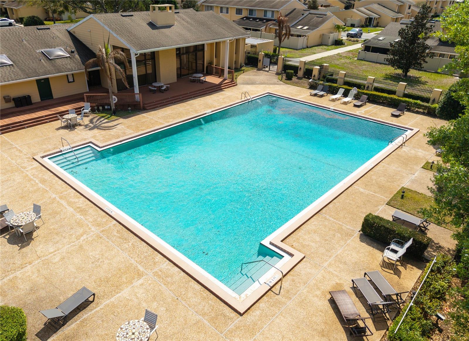 DOVER GREEN CONDO - Residential