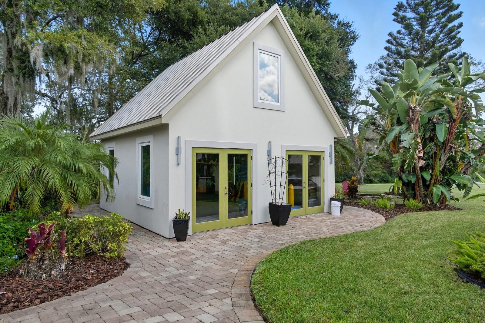 TOMOKA RIVERFRONT - Residential