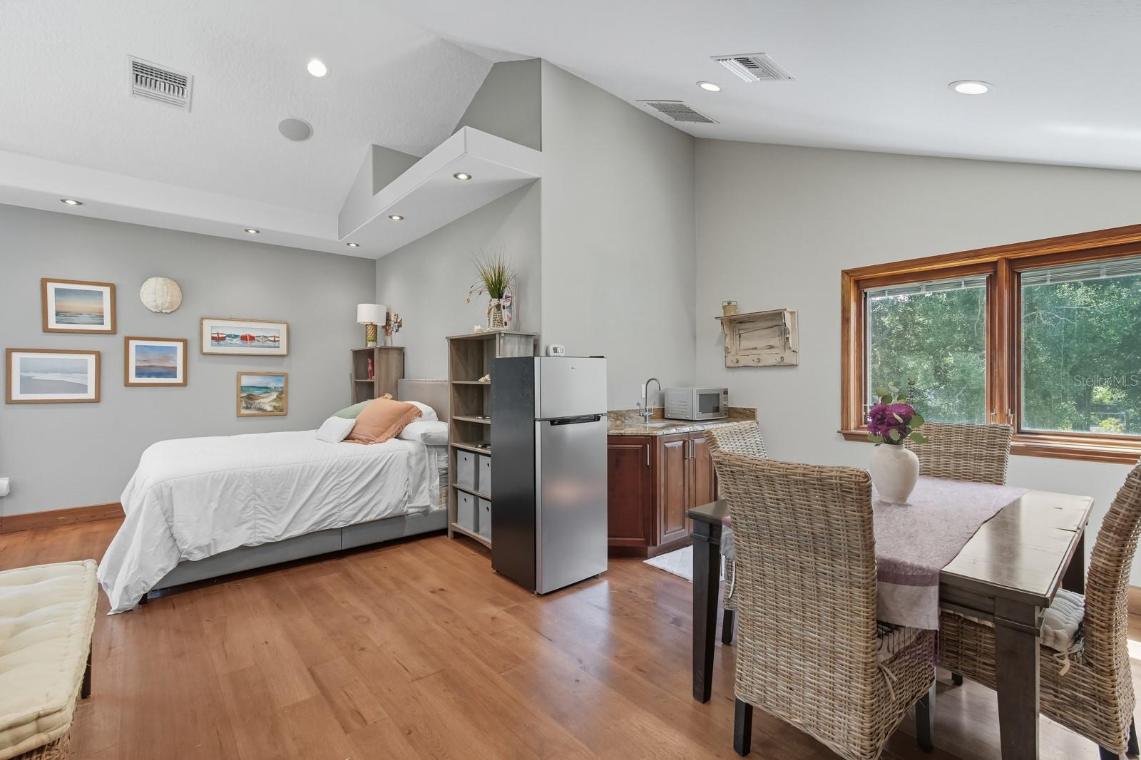 TOMOKA RIVERFRONT - Residential