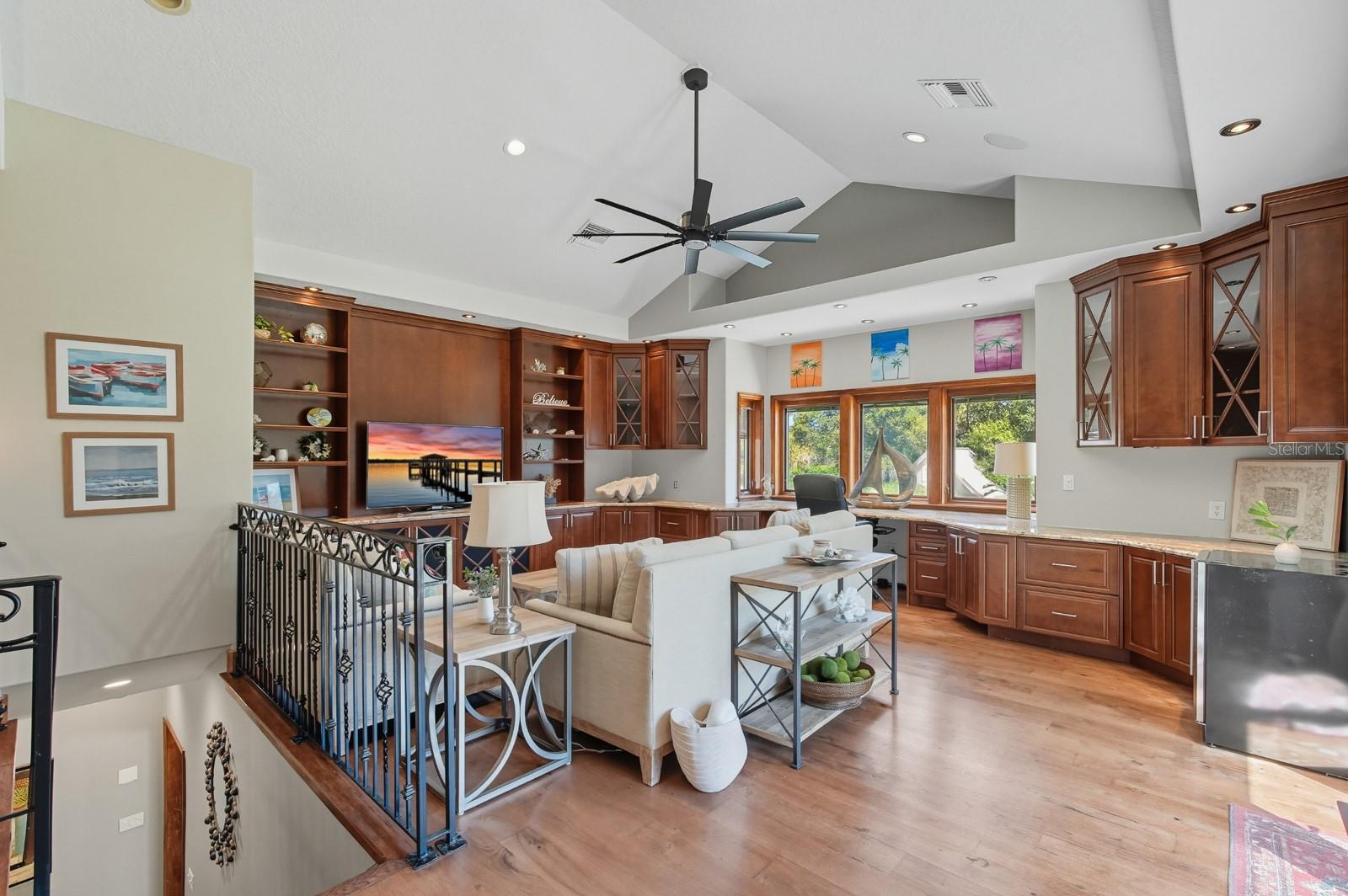 TOMOKA RIVERFRONT - Residential