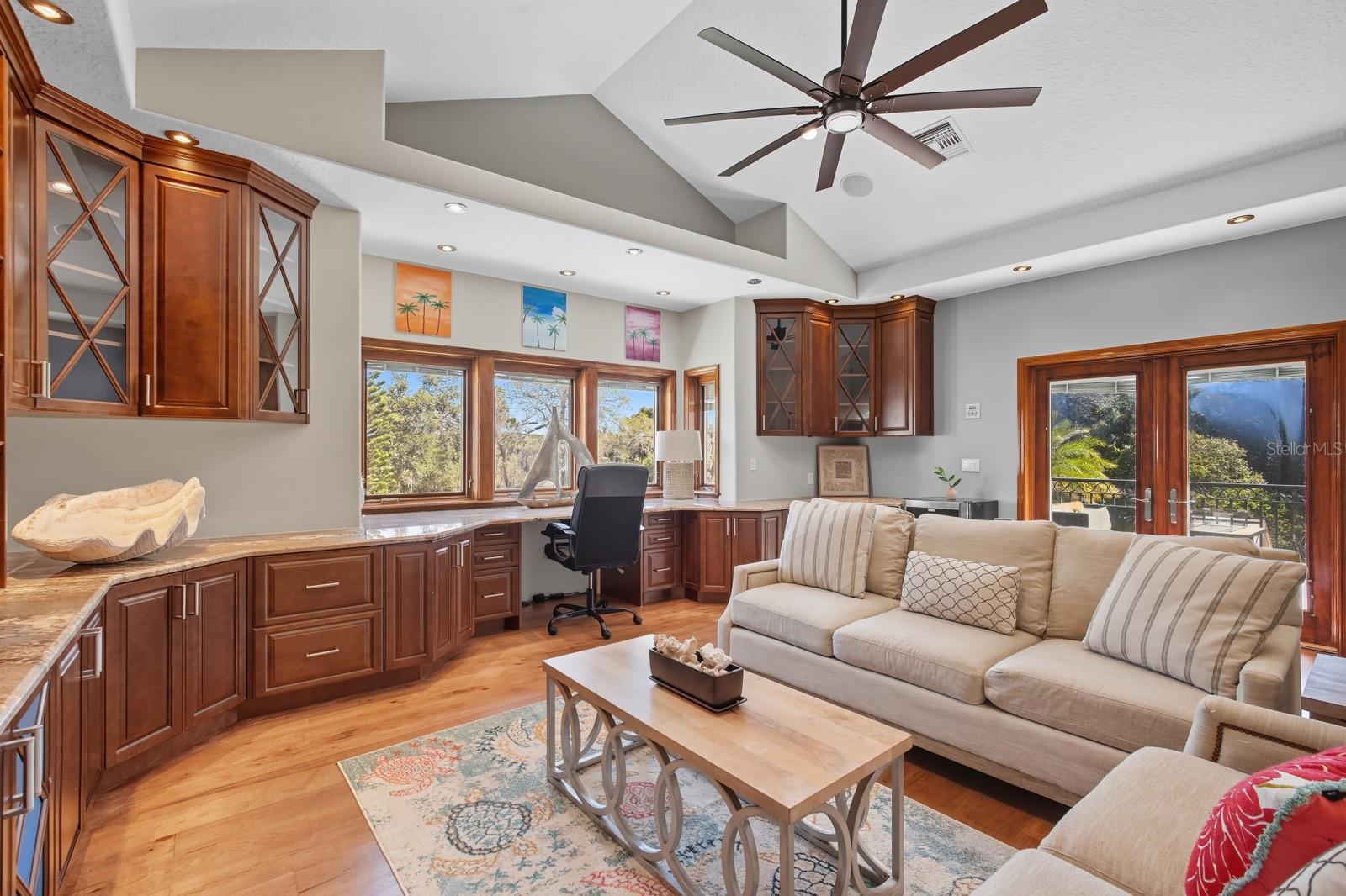 TOMOKA RIVERFRONT - Residential