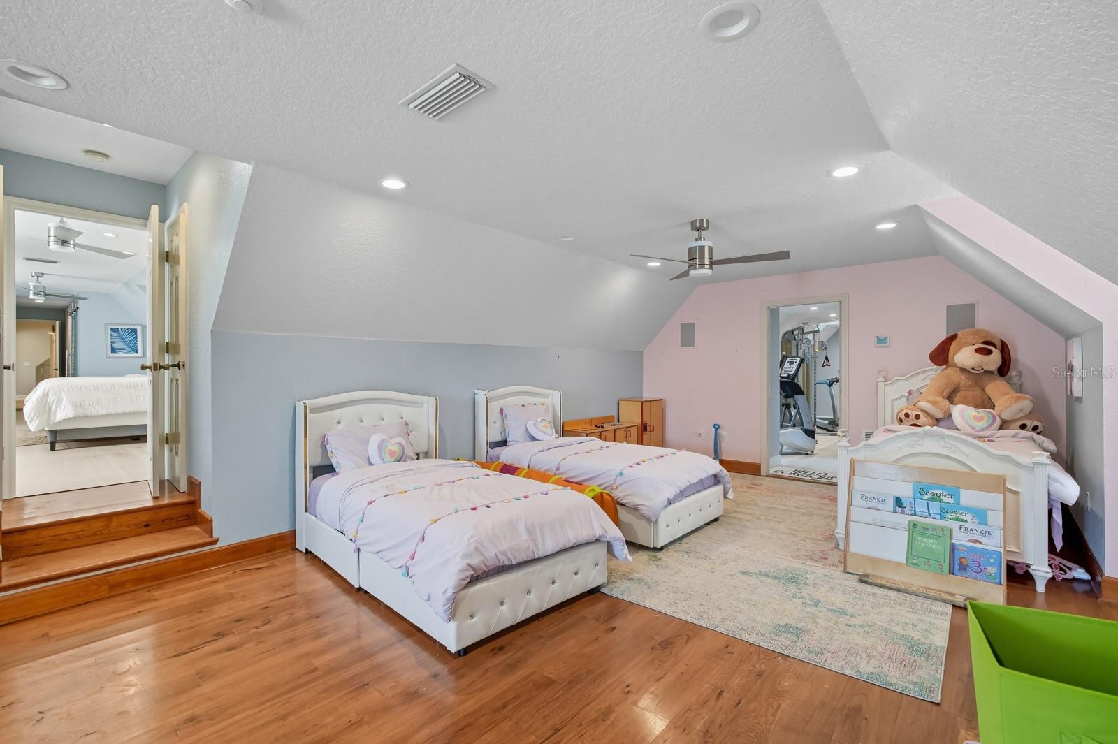 TOMOKA RIVERFRONT - Residential