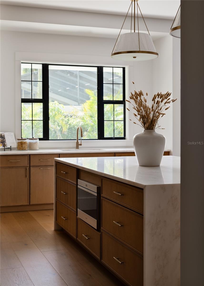 BEACH PARK - Residential Lease