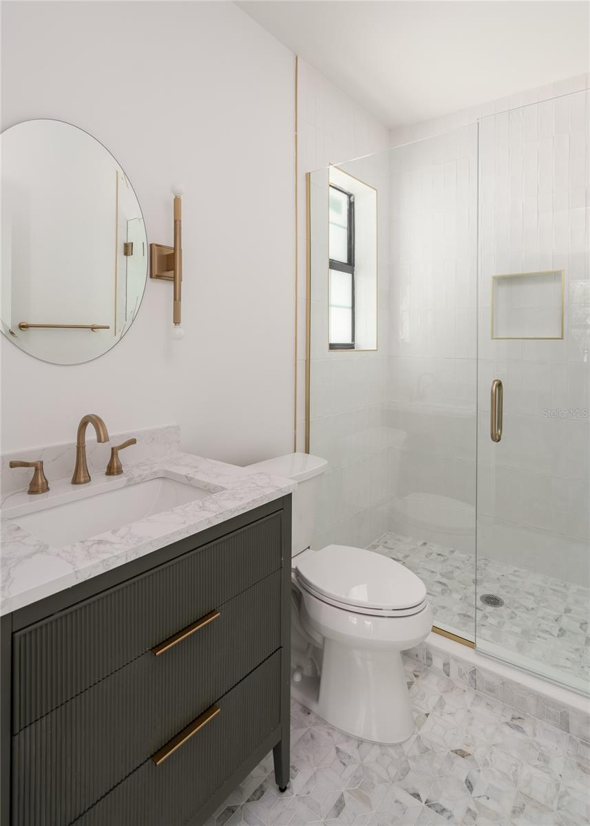 BEACH PARK - Residential Lease