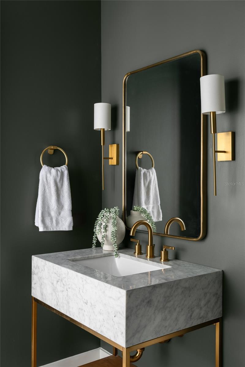 BEACH PARK - Residential Lease