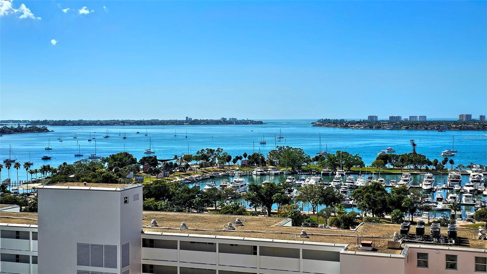 1350 MAIN RESIDENTIAL - Residential