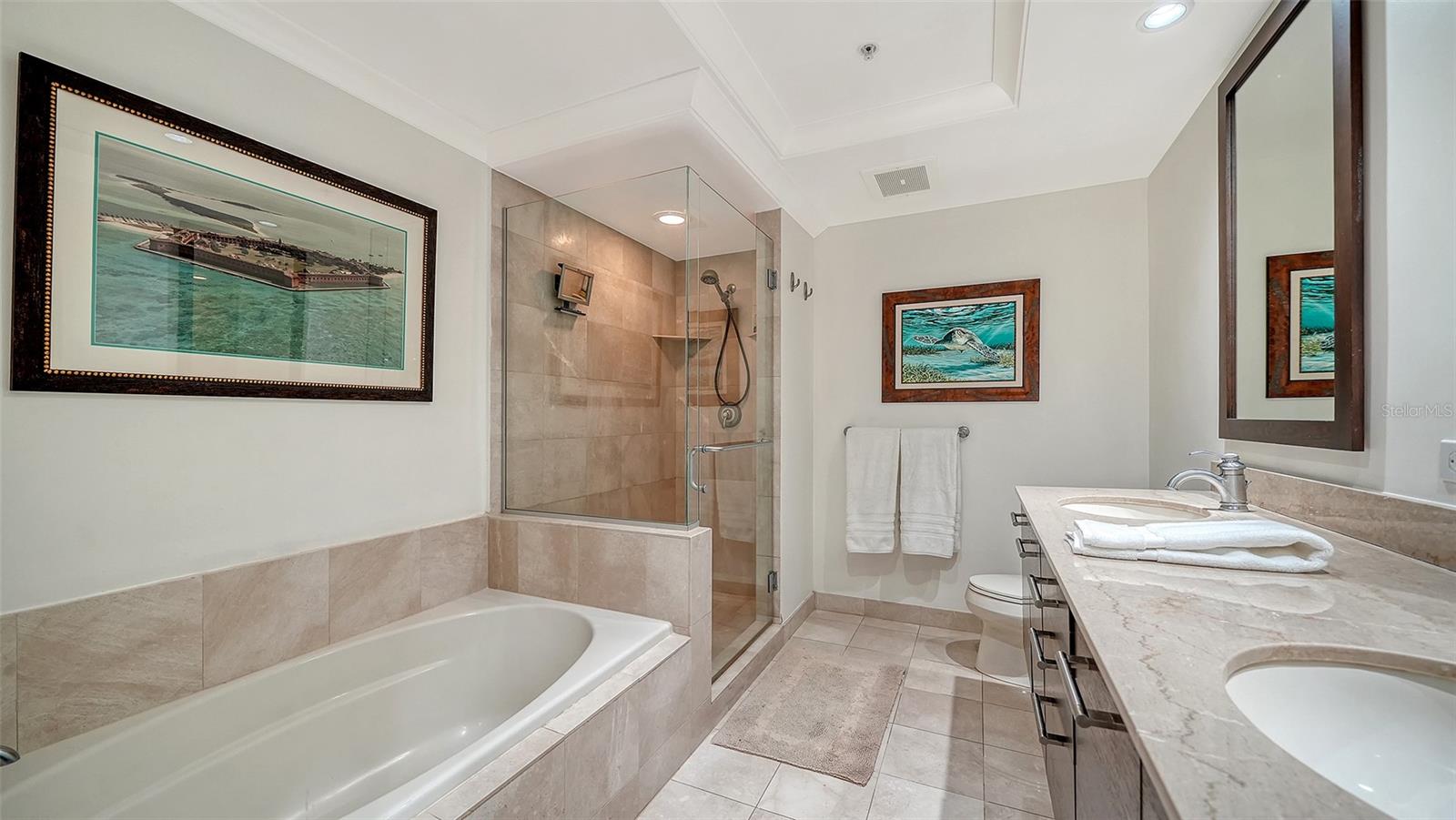 1350 MAIN RESIDENTIAL - Residential