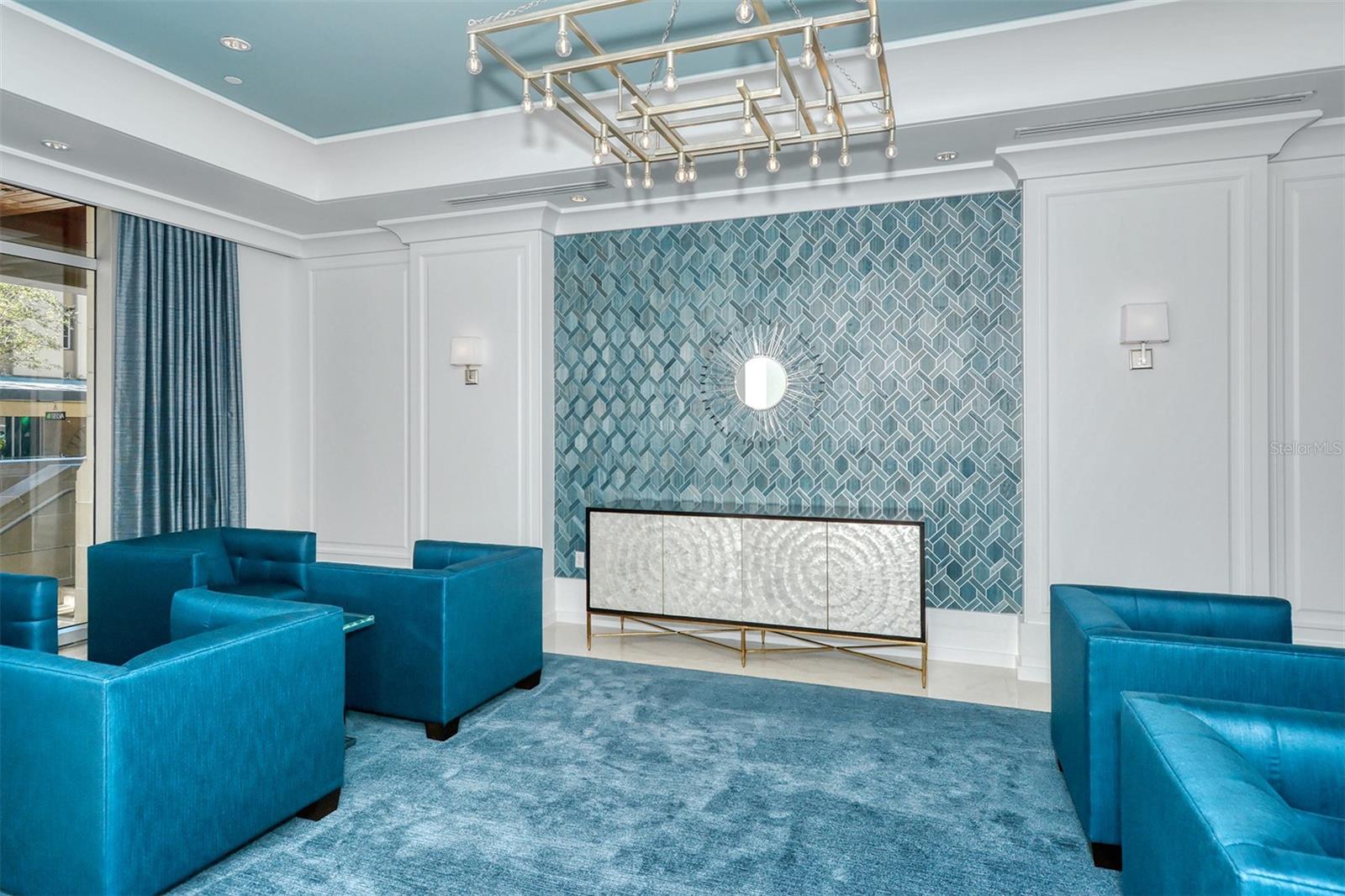 1350 MAIN RESIDENTIAL - Residential