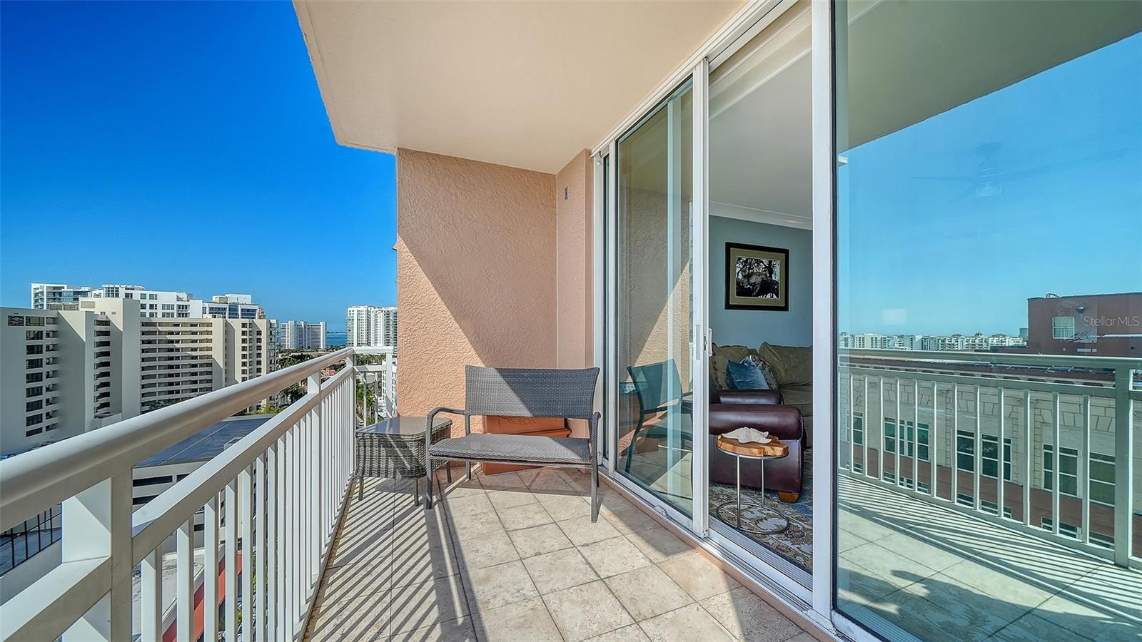 1350 MAIN RESIDENTIAL - Residential