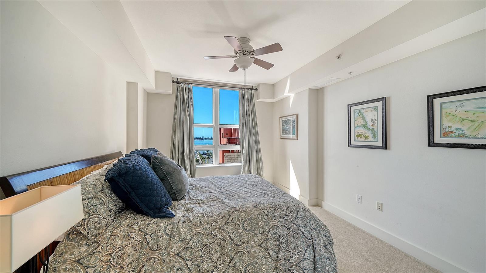 1350 MAIN RESIDENTIAL - Residential