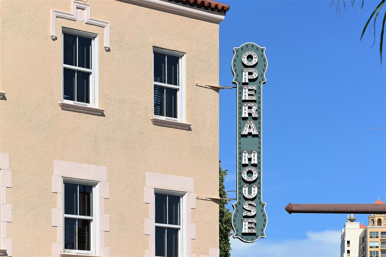 1350 MAIN RESIDENTIAL - Residential