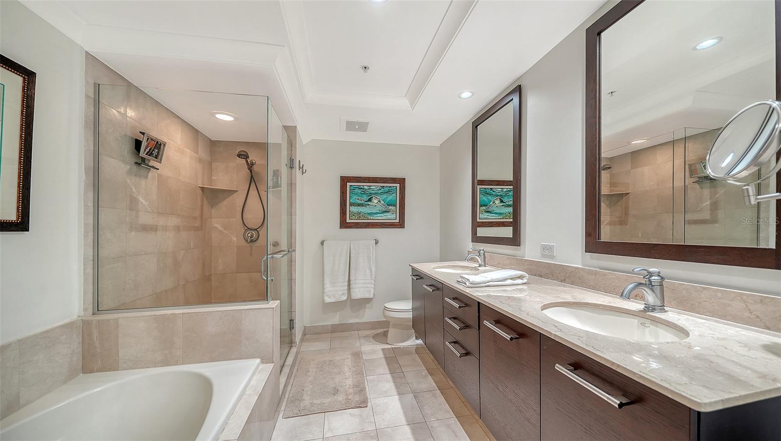 1350 MAIN RESIDENTIAL - Residential