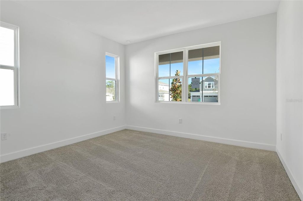 Photo of 820 Silver Ridge Lane, Mount Dora, FL 32757 (MLS # S5140274)