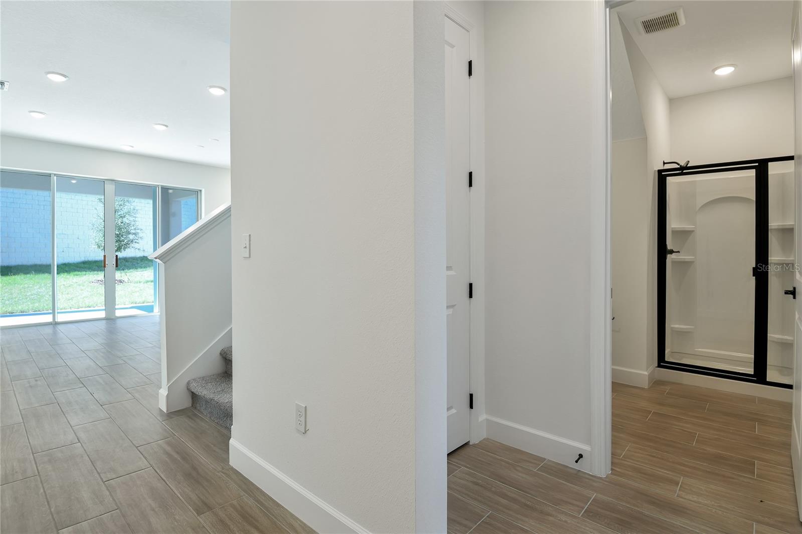 SEASONS AT WEKIVA RIDGE - Residential