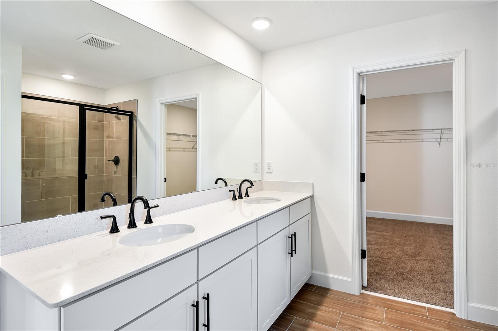 SEASONS AT WEKIVA RIDGE - Residential