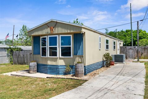 Photo of 1938 Holiday Drive, Holiday, FL 34691 (MLS # W7874156)