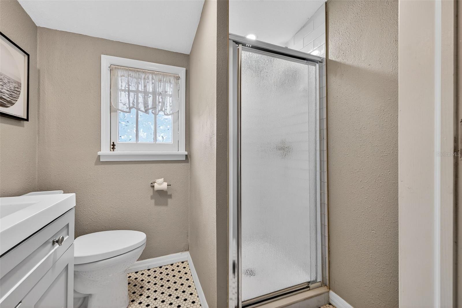 HALLS CENTRAL AVE 2 - Residential