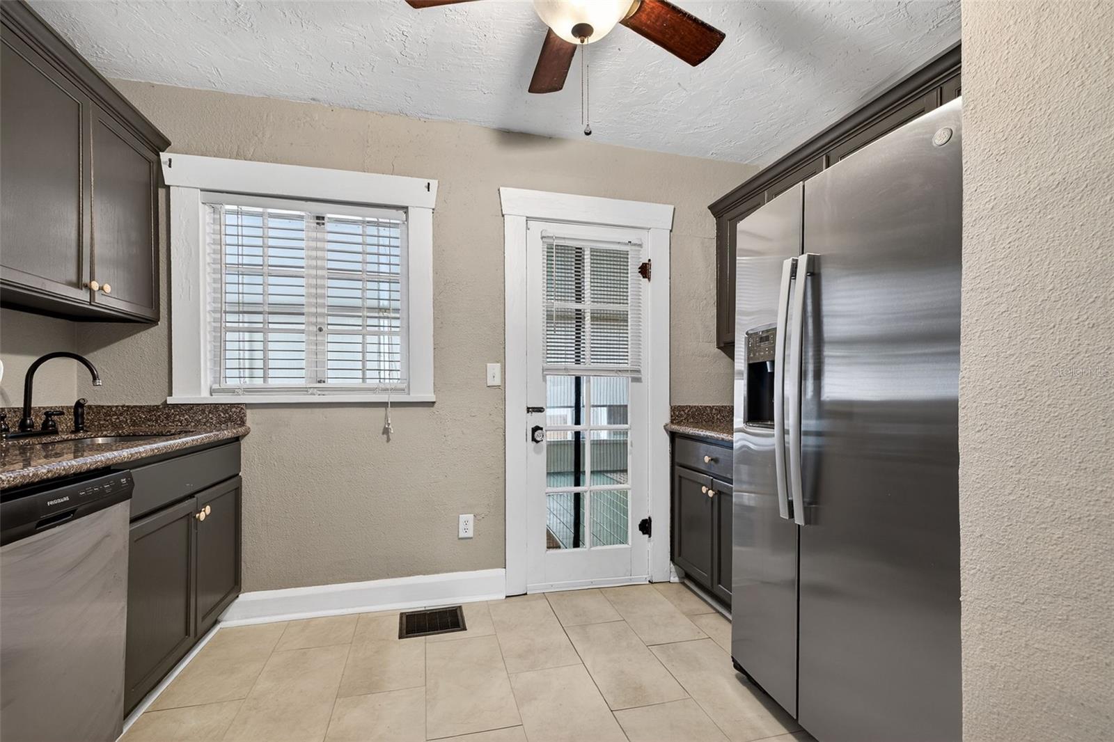 HALLS CENTRAL AVE 2 - Residential