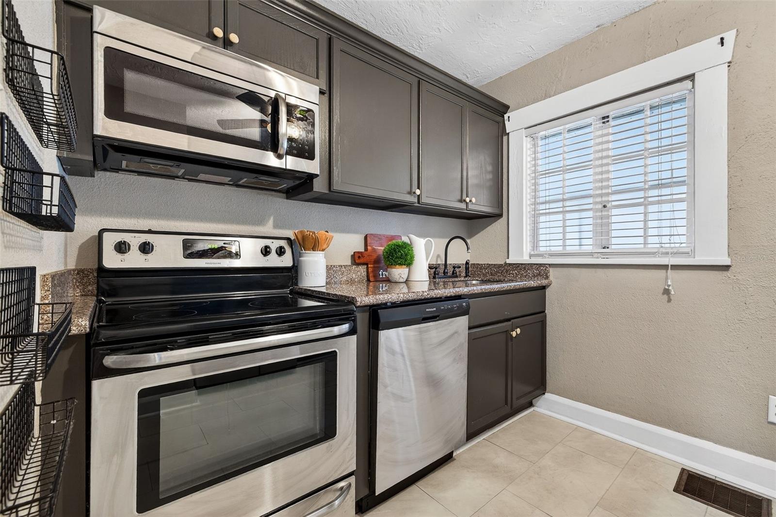 HALLS CENTRAL AVE 2 - Residential