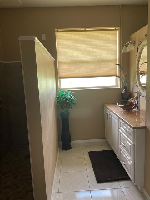 Tiny photo for 6935 NW Highway 225a, Ocala, FL 34482 (MLS # OM715917)