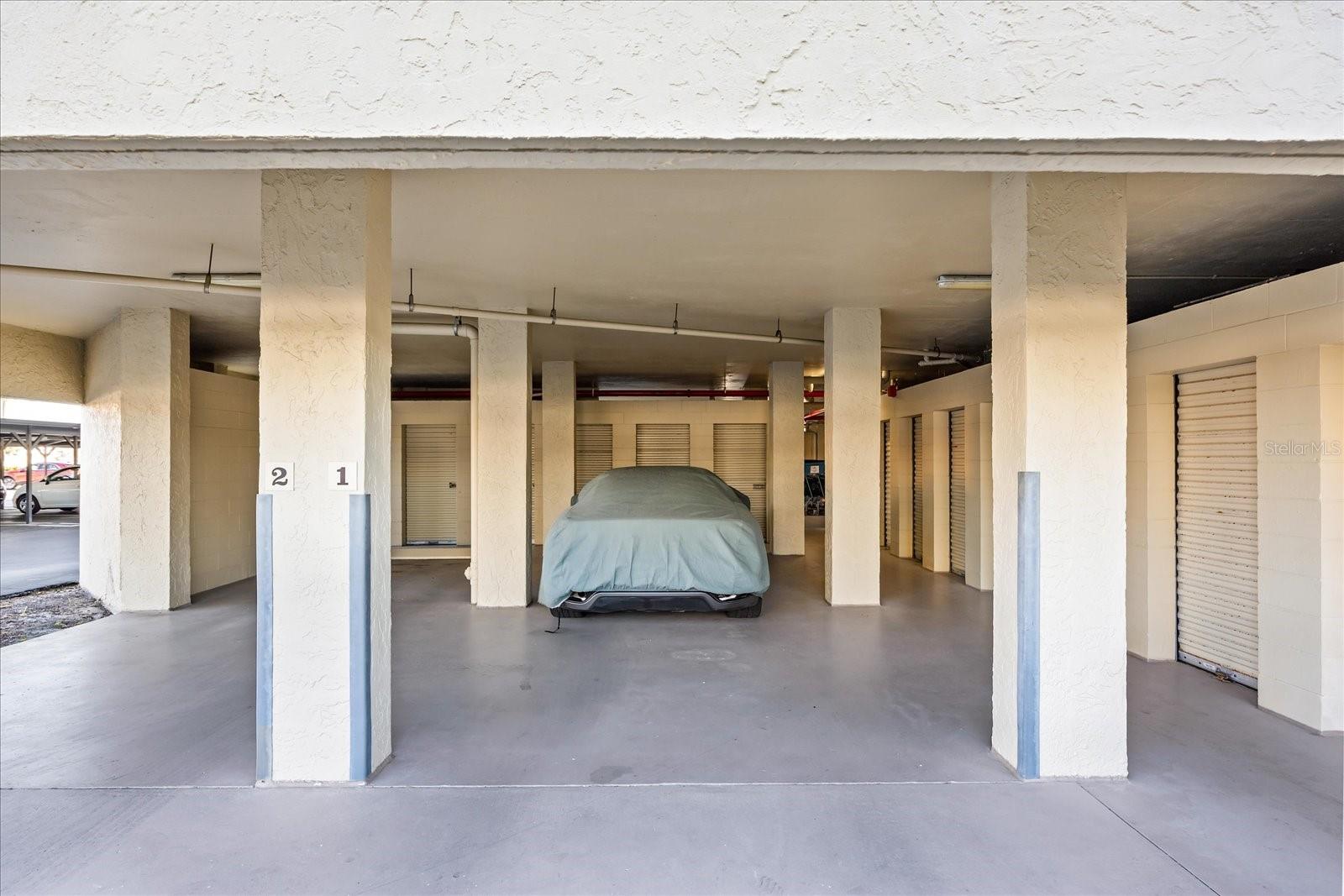 HARBORAGE CONDO BELLEAIR BEACH - Residential