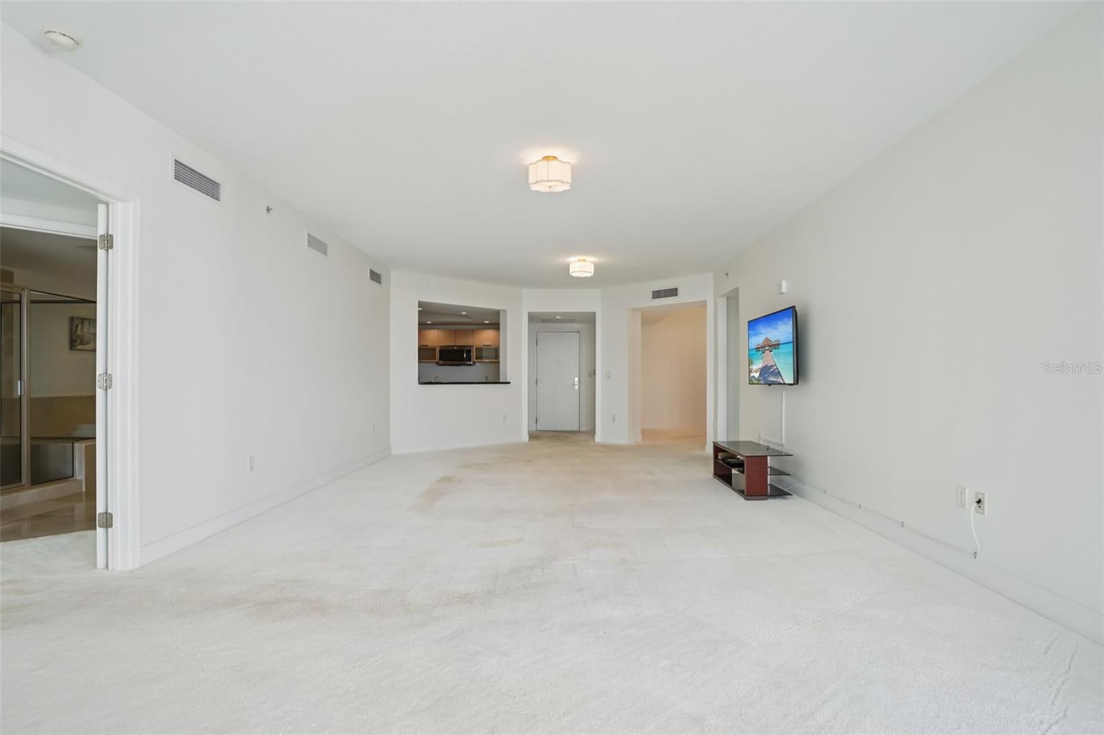 MARINA GRANDE/HALIFAX 01 - Residential