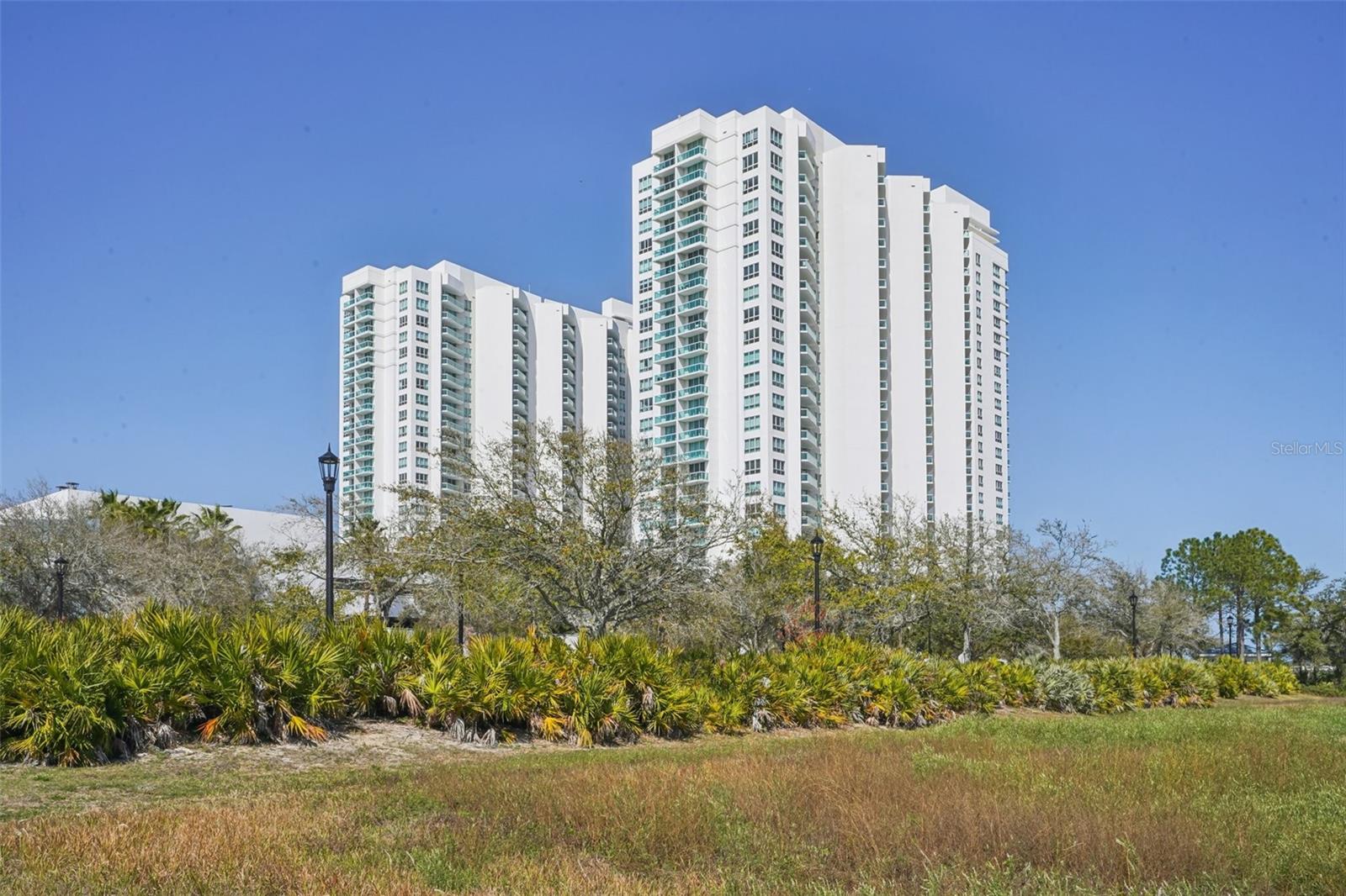 MARINA GRANDE/HALIFAX 01 - Residential