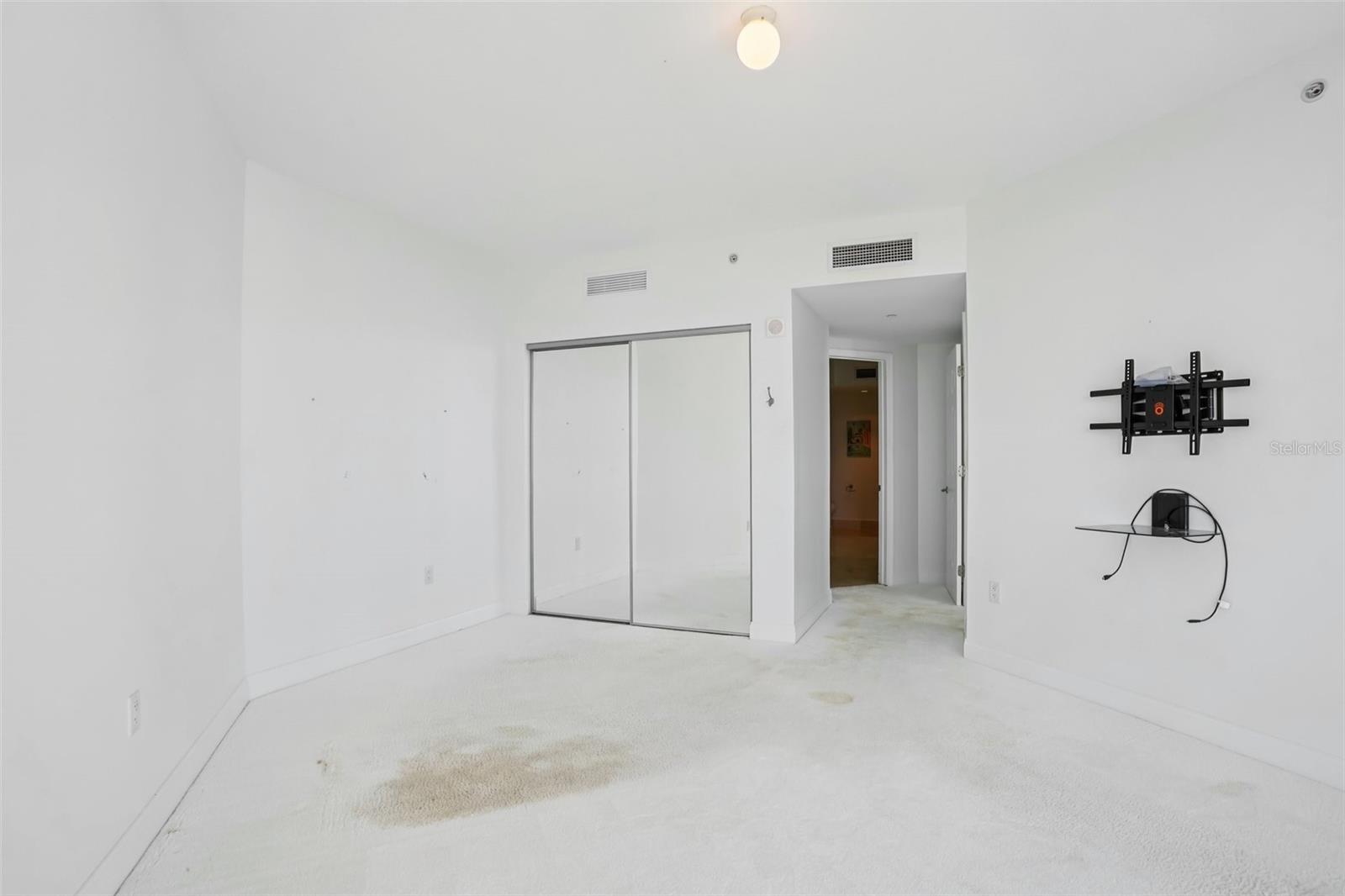 MARINA GRANDE/HALIFAX 01 - Residential